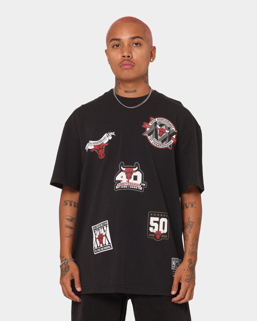 Mitchell & Ness Chicago Bulls Flight T-Shirt Black | Culture Kings
