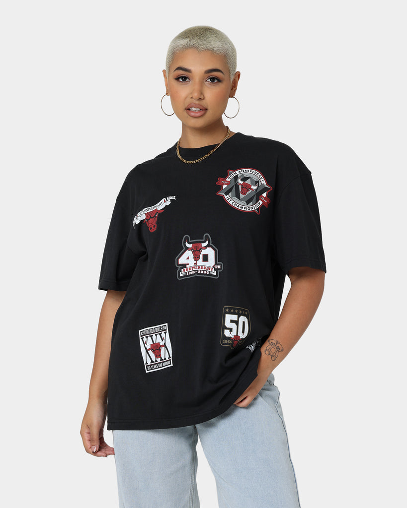 Mitchell & Ness Chicago Bulls Flight T-Shirt Black | Culture Kings