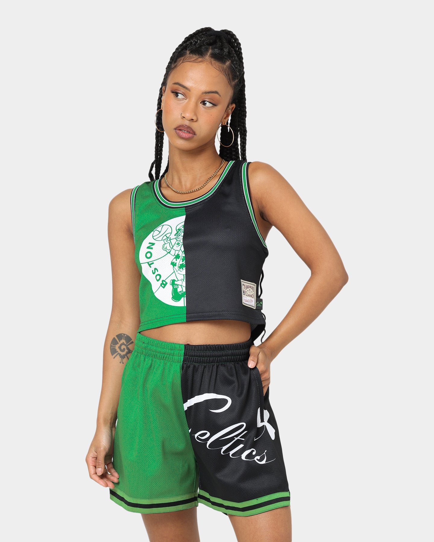 CELTICS Mitchell&Nessタンクトップ Mitchell & Ness Women's Boston Celtics Big Face 5.0 Crop Tank Top