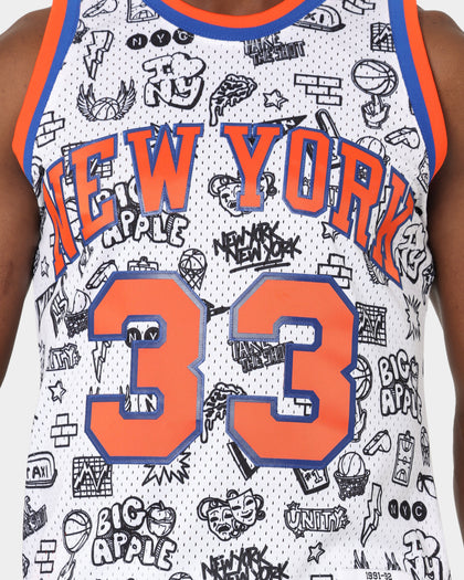 Mitchell & Ness 1991 New York Knicks Patrick Ewing #33 Doodle Swingman Jersey Black/White