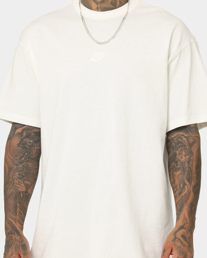 Nike Nike Sportswear Premium Essential Sustainable T-Shirt Sail
