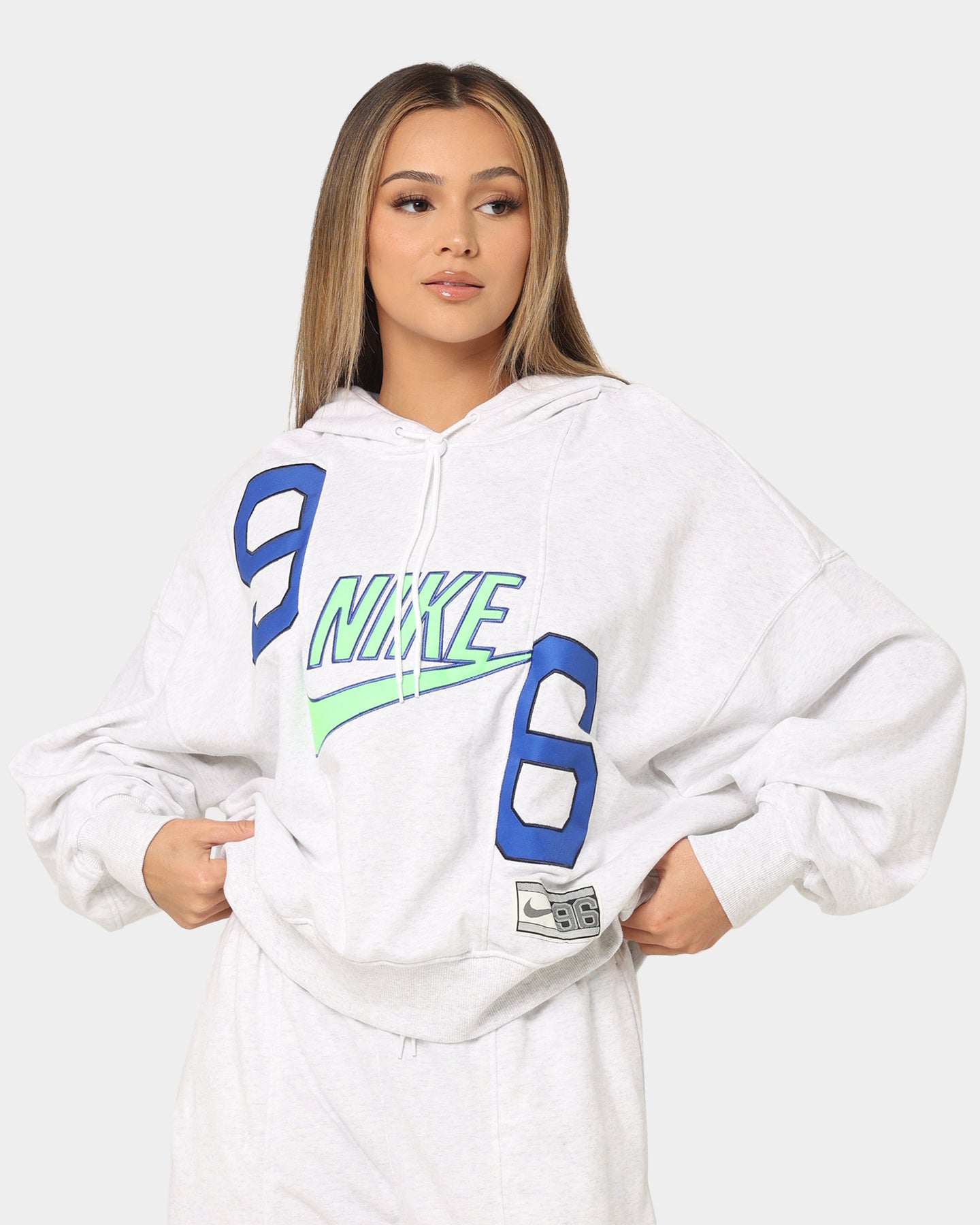 women's nike hoodie white