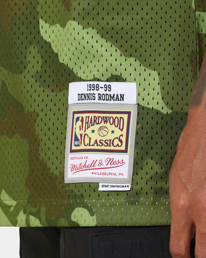 Mitchell & Ness Los Angeles Lakers Dennis Rodman #73 '98-'99 Camo Swingman Jersey Green Camo