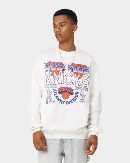 Mitchell & Ness New York Knicks Division Champions Crewneck Vintage White