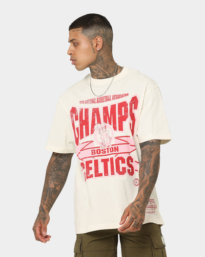 Mitchell & Ness Boston Celtics St Valentine's Day T-Shirt Unbleached