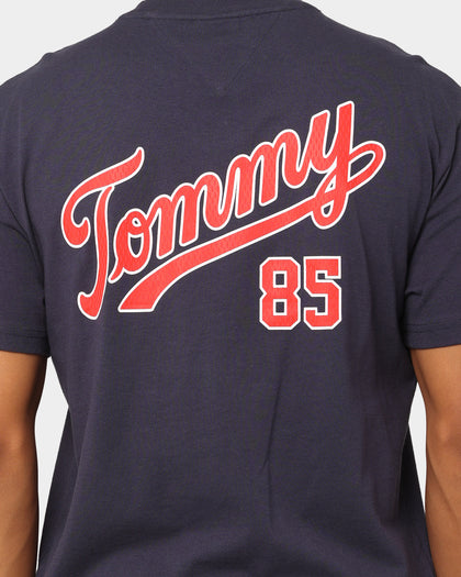 Tommy Jeans TJM Classic College 85 Logo T-Shirt Twilight Navy