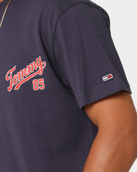 Tommy Jeans TJM Classic College 85 Logo T-Shirt Twilight Navy