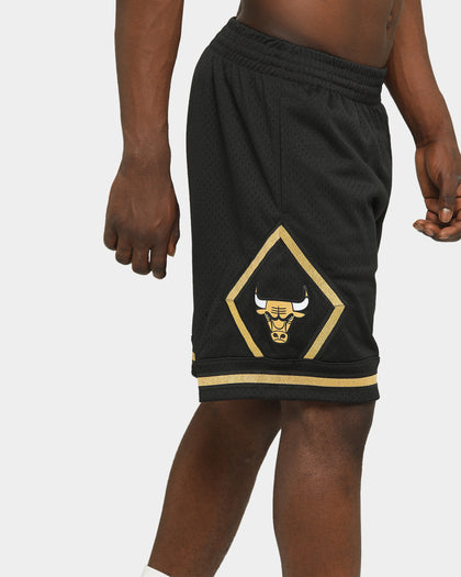 Mitchell & Ness Men's Chicago Bulls HWC Swingman Short Black/Gold