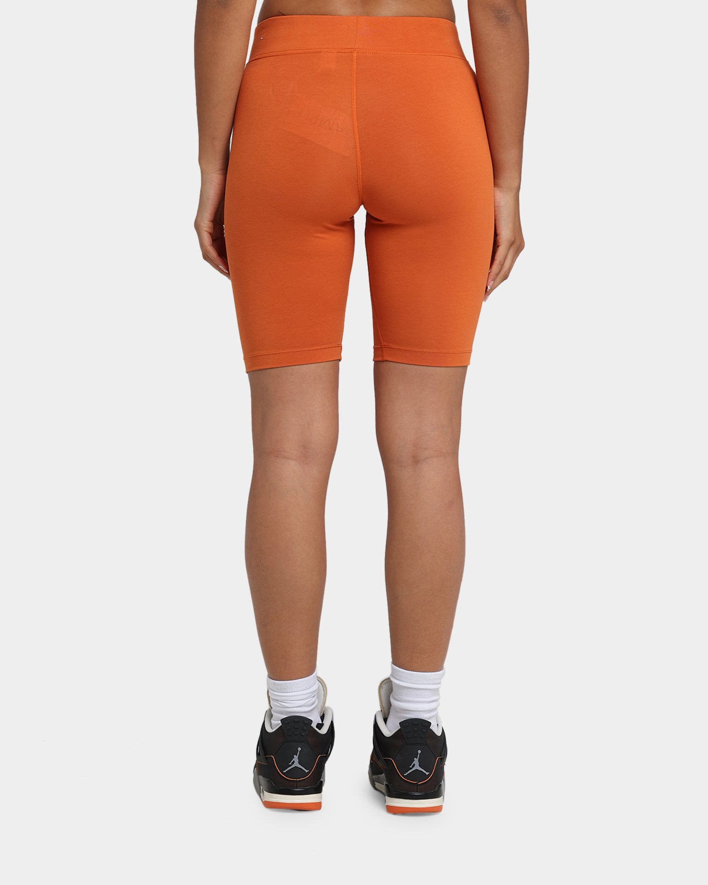 nike essential bike shorts