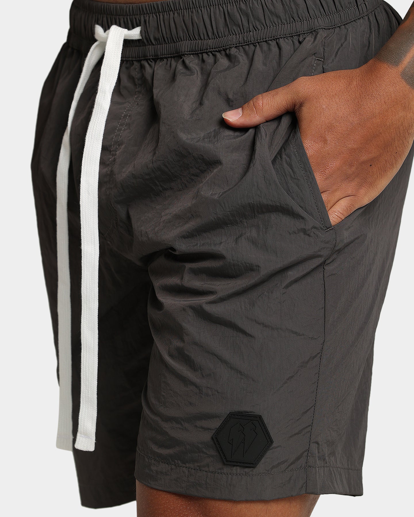 EN ES Exo Walk Shorts Charcoal | Culture Kings