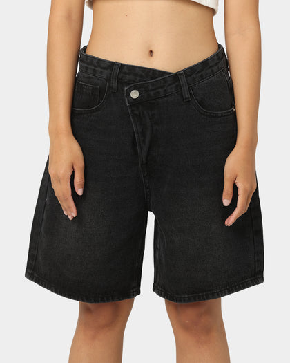 XXIII Women's Londyn Asymmetric Shorts Black