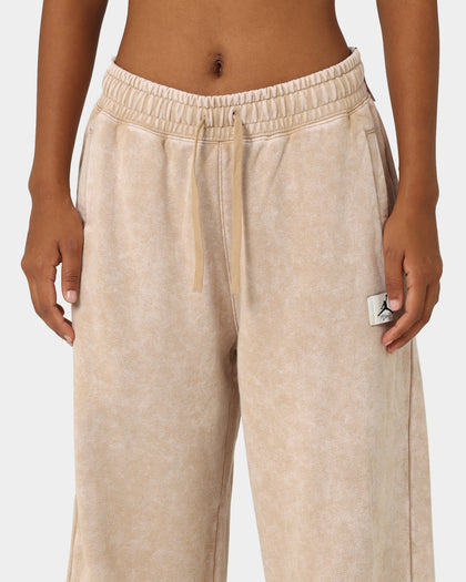 Jordan Women's Jordan Flight Fleece Washed Pants Desert
