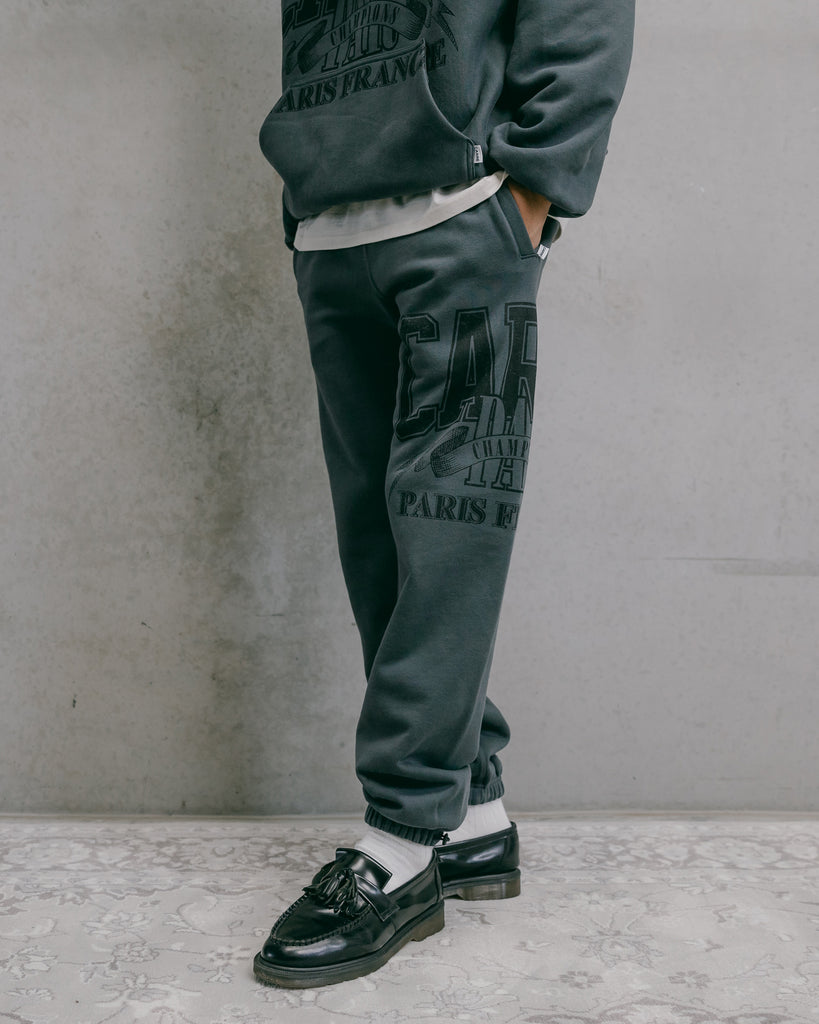 Carre Champs Baggy Sweat Pants Black | Culture Kings