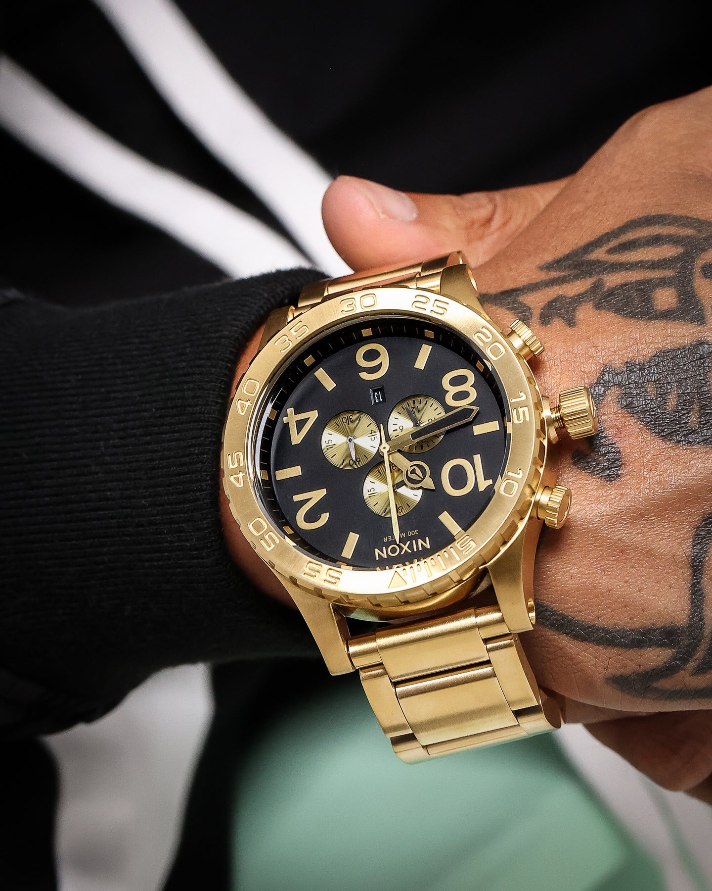 Nixon 51-30 Chrono Gold/Black | Culture Kings
