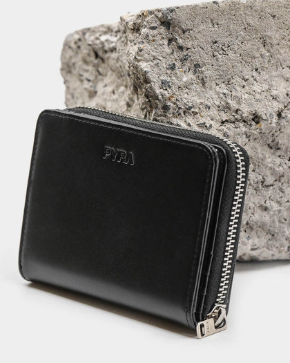PYRA Men's Leather Zip Wallet Black Leather