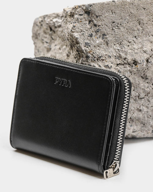 PYRA Men's Leather Zip Wallet Black Leather