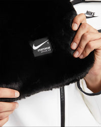 Nike Faux Fur Blanket Black/White