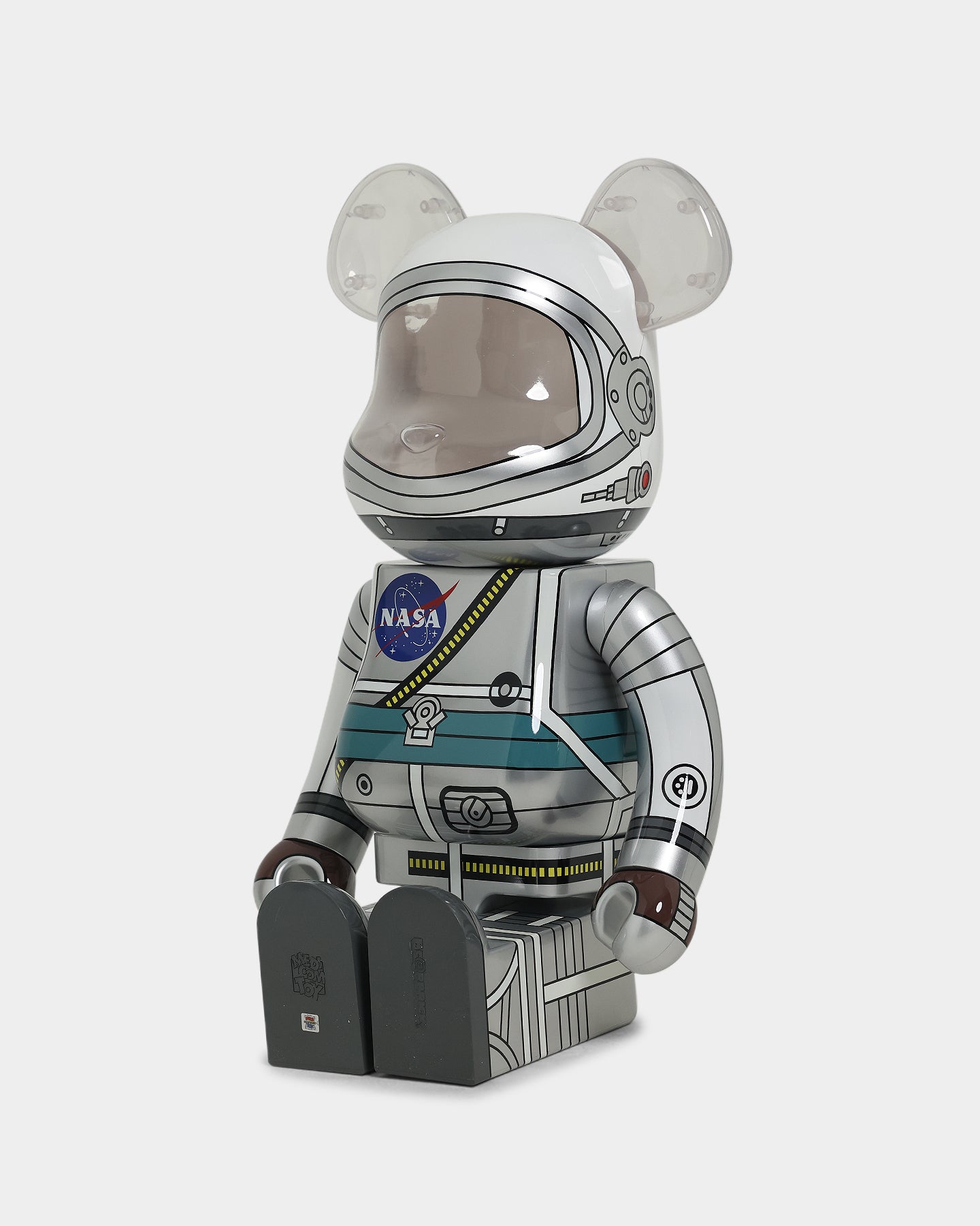 Medicom Toy Be@rbrick Project Mercury Astronaut 1000% Figure Medicom Toy Be@rbrick Project Mercury Astronaut 1000% Figure