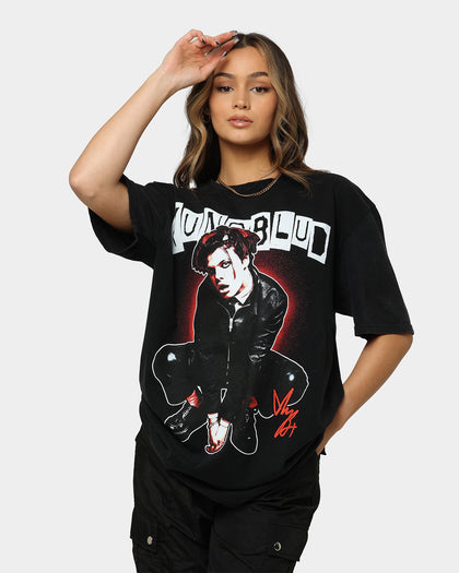 YUNGBLUD Sitting Life On Mars Tour Vintage T-Shirt Washed Black