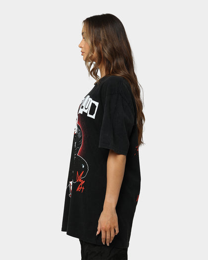 YUNGBLUD Sitting Life On Mars Tour Vintage T-Shirt Washed Black