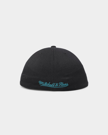 Mitchell & Ness Charlotte Hornets 'Team Script 2.0 Hardwood Classics' Fitted Black