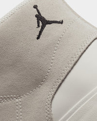 Jordan Series Mid Sail/Black-White