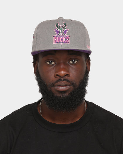 Mitchell & Ness Milwaukee Bucks 'From Dusk' Fitted Grey