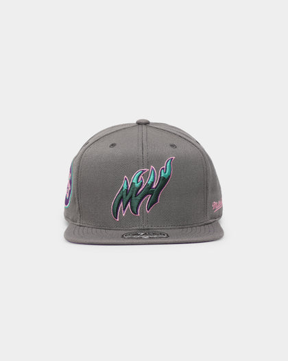 Mitchell & Ness Miami Heat 'From Dusk' Fitted Grey