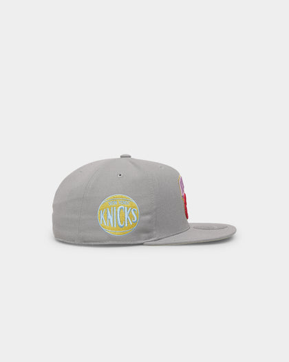 Mitchell & Ness New York Knicks 'Til Dawn' Fitted Grey