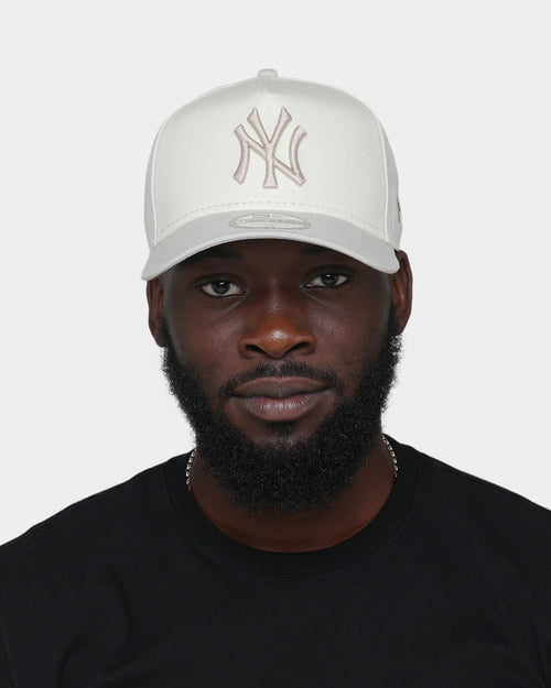 New Era New York Yankees 9FORTY A-Frame Snapback Chrome White
