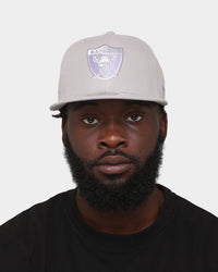 New Era Las Vegas Raiders 'Purple Smoke' 59FIFTY Fitted Grey/Lavender