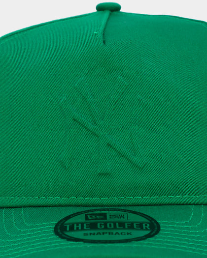 New Era New York Yankees 'Kelly Green Embossed Logo' Old Golfer Snapback Kelly Green