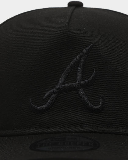 New Era Atlanta Braves Core Golfer Snapback Black/Black