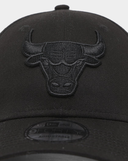 New Era Chicago Bulls 'Black On Black' 9FORTY Casual Strapback Black/Black