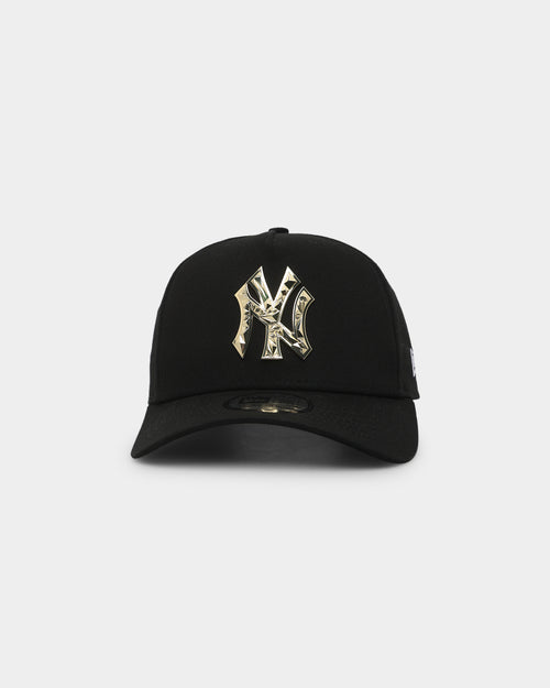 New Era New York Yankees 'Fractured Metal' Badge 9FORTY K-Frame Snapback Black