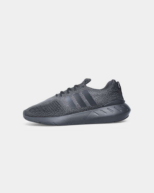 Adidas Swift Run 22 Core Black / Core Black / Grey Five