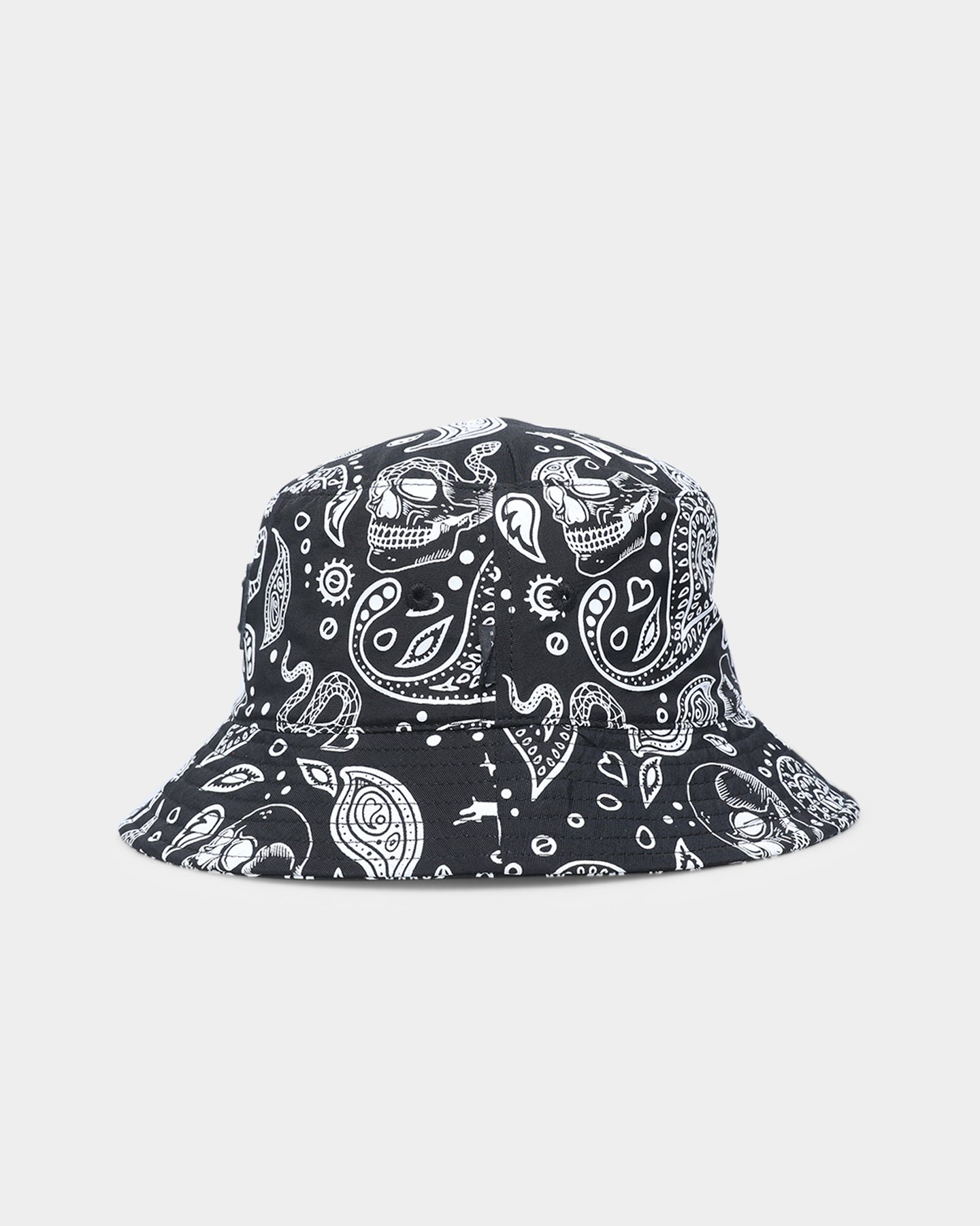 Saint Morta Paisley Skulls Bucket Hat Black/White | Culture Kings