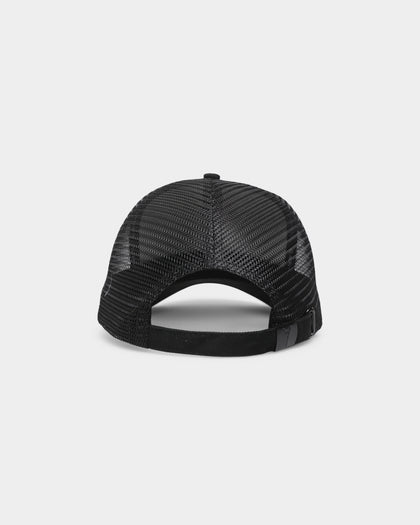 Carré Étoiles BU Trucker Strapback Black