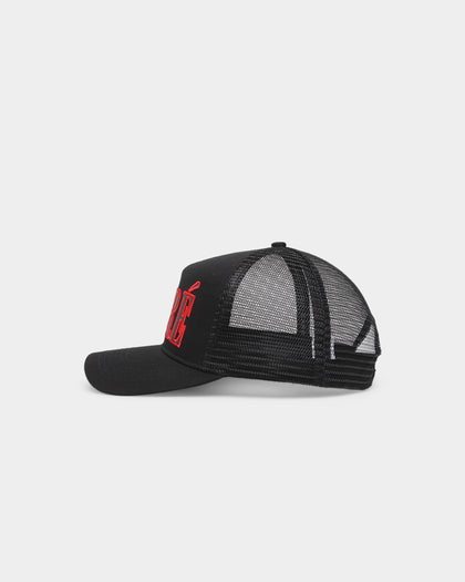 Carré Étoiles Trucker Strapback Black/Red