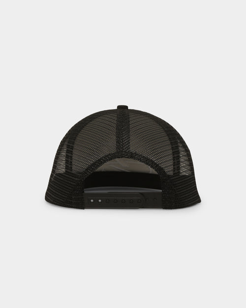 Carré Star Sign Trucker Snapback Black