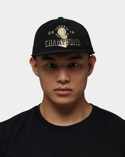 Mitchell & Ness Toronto Raptors Champions Deadstock Snapback Black