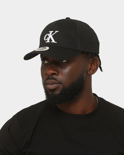 Calvin Klein Essential Trucker Black