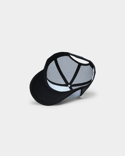 XLARGE Trucker Snapback White/Black